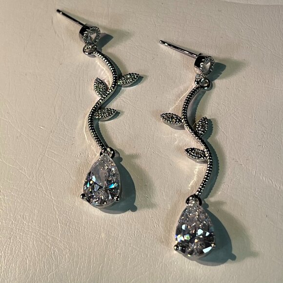 Necklace and Earring Zirconia Silver Art Party Formal Wedding Jewelry set - Picture 3 of 5